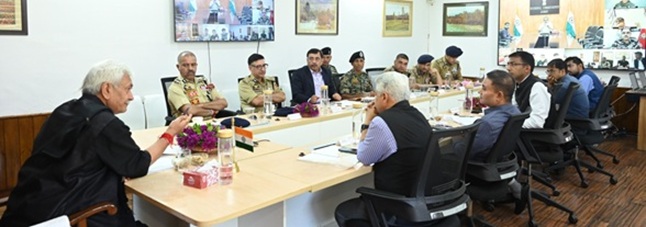 'LG Manoj Sinha appeals to SANJY Pilgrims to Travel only after obtaining Valid Registration'